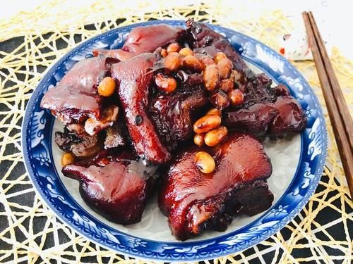 翻倍|猪蹄和它是绝配,用一种食材代替水,不仅软烂入味,还营养翻倍