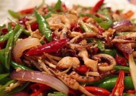  虾仁|香辣素牛肉，砂锅焗鱼头，水晶虾仁的做法这几道家常菜的做法