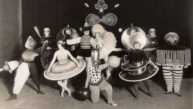  审美|100岁的包豪斯如何撕碎古典审美