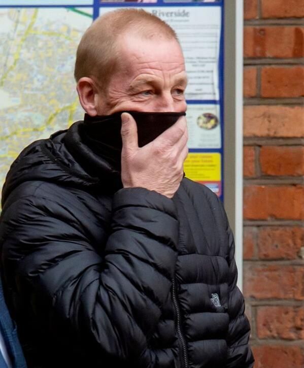 撒克逊|俩男子挖到文物每人本可奖励450万,结果分文拿不到还得坐牢