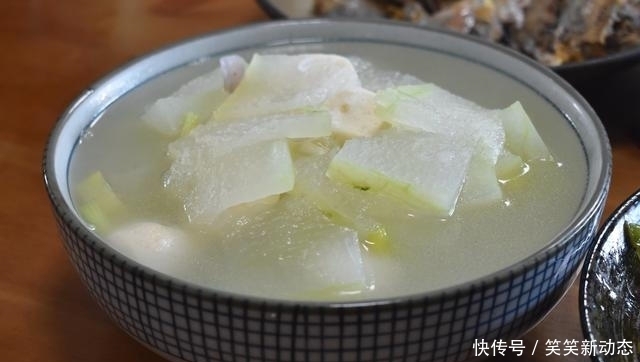  藕带|晒一家三口的晚餐，不精致但好吃又营养，全部吃光光，从不点外卖