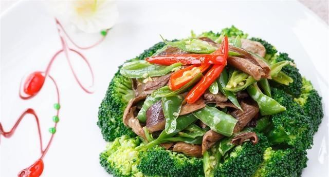  炎热|在炎热的夏天，这三种食物不能过夜，吃不完就扔掉