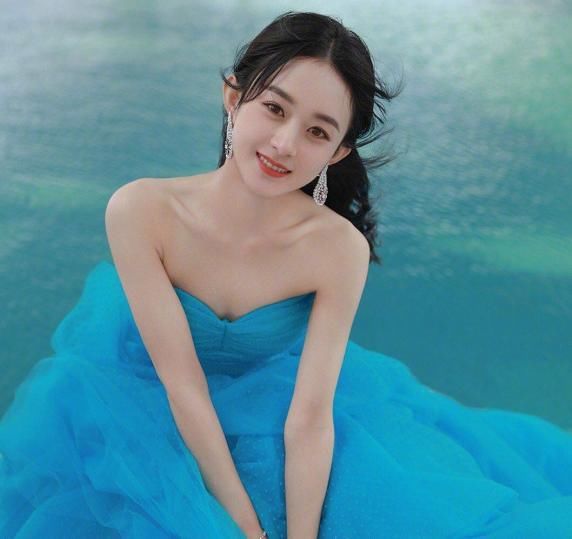 颁奖|金鹰节颁奖嘉宾抢热度，虞书欣可爱营造气氛，李易峰调皮假摔