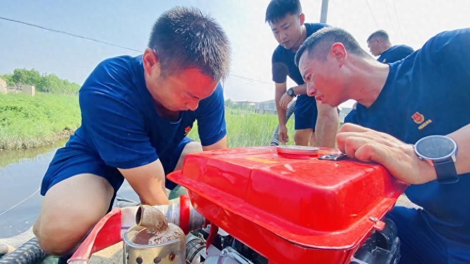 烟台高新区马山消防救援站站长李腾：扎根一线，救援抢险冲在前