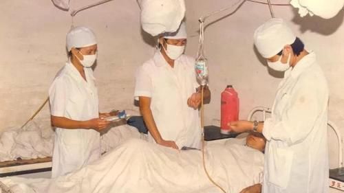 法庭|21年前，跳水救下落水女孩的杨永，后来为何又把女孩一家告上法庭