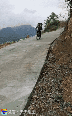 着迷|搞笑GIF:孩子她爹,你真是太着迷了