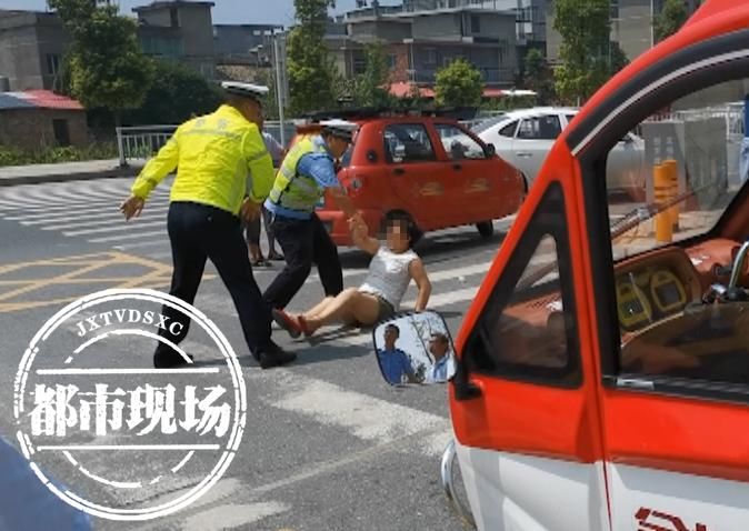  停车|拘！违法停车被处罚，女子不服竟撒泼咬伤2交警