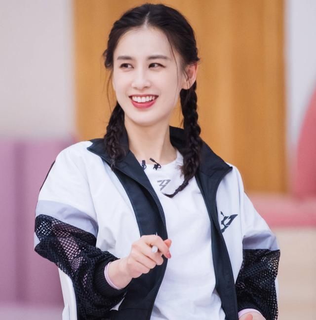  复活赛|《乘风破浪》黄圣依白冰淘汰？网传孟佳阿朵复活，万茜组全员晋级