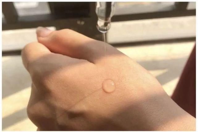  图源微博|我惊了，现在的国货护肤品为了博出位都能努力成这样？