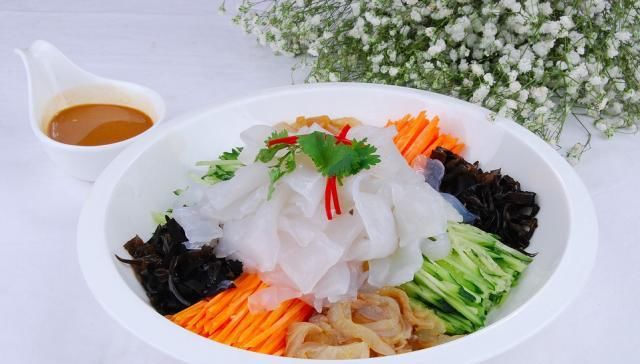 牛肉|美食精选:五彩大拉皮、小炒黄牛肉、油豆腐炒豆芽、泡椒鱼