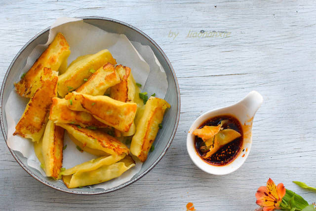  玉米面|春天，这馅的饺子一定要吃，比头刀韭菜还要鲜美，错过又要等一年