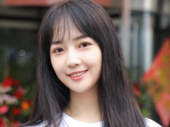 翟潇闻|闫妮搭档翟潇闻演母子，配角阵容很养眼，但看到他我却忍不住想笑