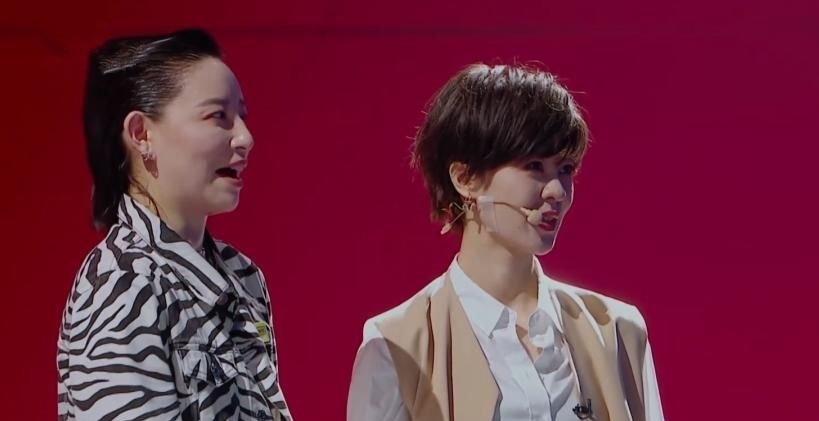 冠军候选团|《浪姐》李斯丹妮为何成为团宠？她和郁可唯同台的动作温暖人心