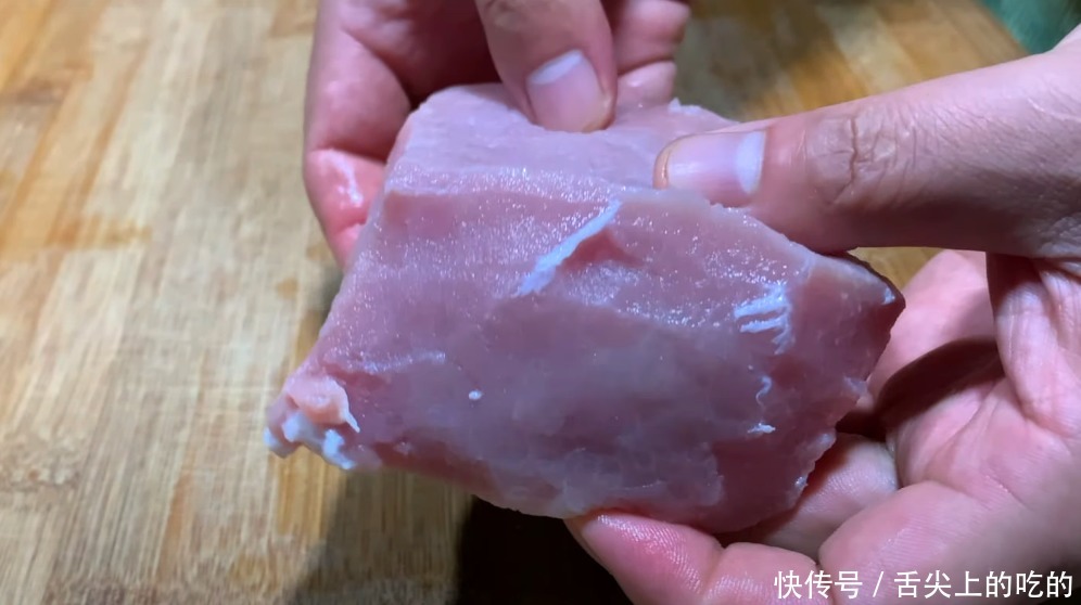 酸甜|糖醋里脊好吃,糖醋汁是关键,拿捏好比例入口酥脆酸甜可口