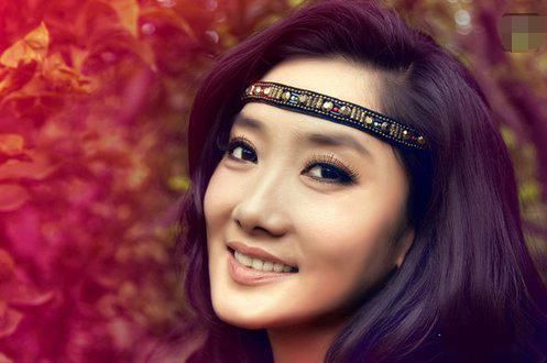 董卿|董卿卸妆后，沈梦辰卸妆后，玲花卸妆后、网友：真没眼看啊！