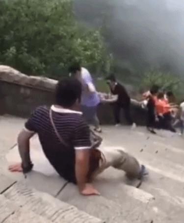  网红圈|请这些旅游景点立刻退出网红圈