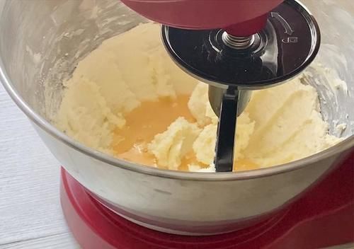  巴斯克芝士蛋糕|别再做电饭锅蛋糕了，现在流行它！比戚风蛋糕更柔软，简单零失败