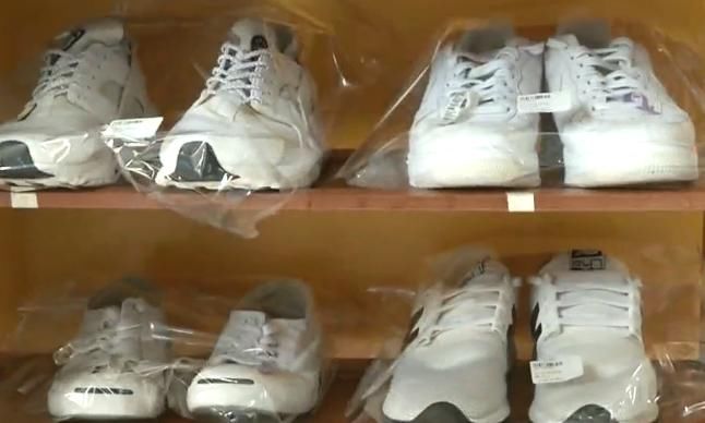 顾客|顾客干洗被拒!老板指责其不回消息,女子反怼:你是我爹还是我娘