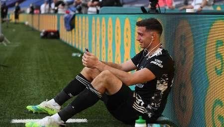 看起来|妻子：马丁内斯赢得了冠军，看起来今晚找到了我的替代者