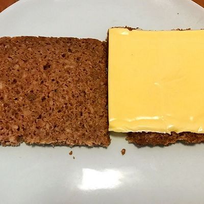  彩椒|黑麦面包芝士烤鸡堡