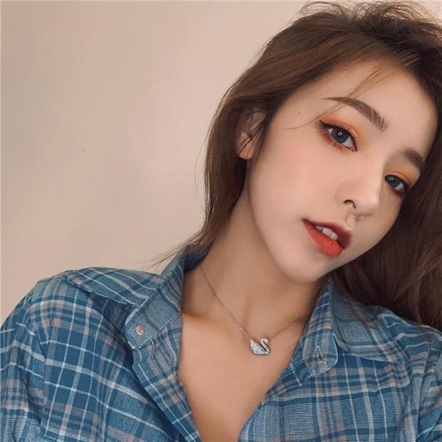  洗白|她凭“照骗”吸粉1465万，今成“平台一姐”。网友：官方洗白