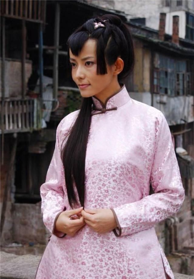 患癌|2009年,李钰患癌去世穿婚纱下葬,男友汪雨后来怎么样了?