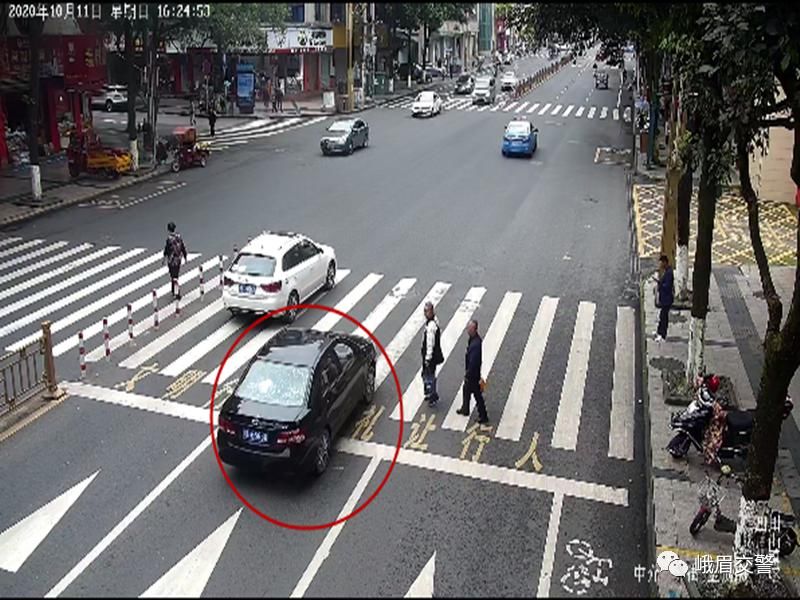 行人|开车不礼让斑马线行人？峨眉交警已经盯上你了！