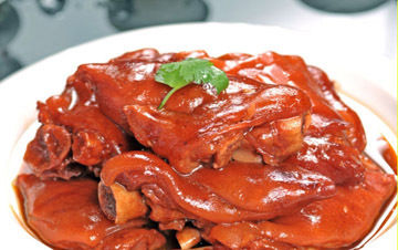  少许|美食推荐：压锅招财手、麻婆豆腐虾、水煎带鱼制作方法