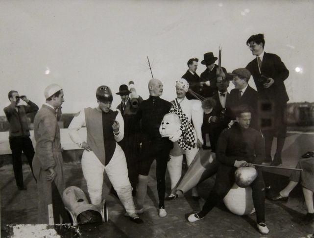  审美|100岁的包豪斯如何撕碎古典审美