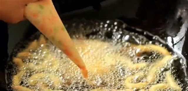 薯条|入秋后，红薯南瓜放一边，多吃土豆，加一个鸡蛋，比薯条好吃