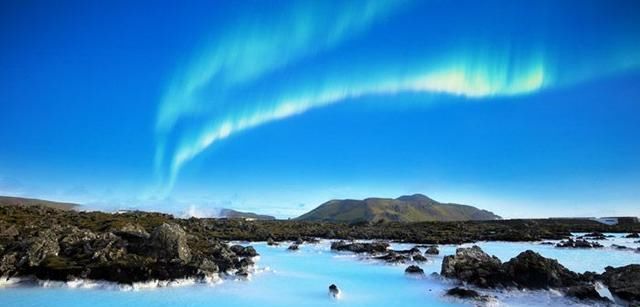 美景|夏日炎热，旅游无处可去？不如到冰与火中绽放的冰岛收割美景吧