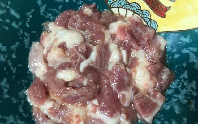  营养|天气闷热，多给家人做这汤，30块钱煮一锅，营养全面，全家都爱喝