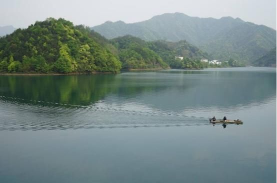  黄山|黄山旅行要去哪？该景区有超静谧的古村落，被誉为东方的日内瓦湖