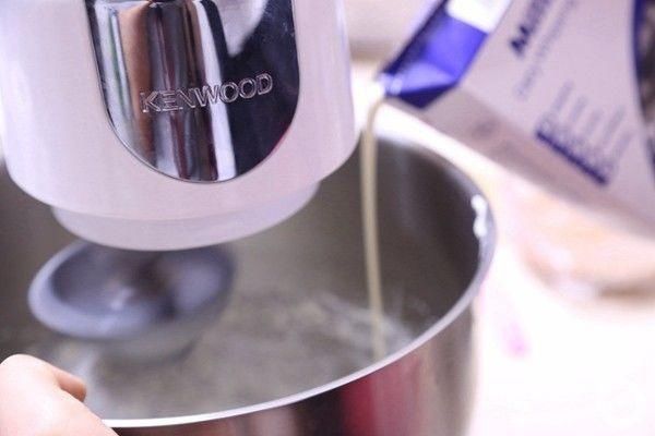  奶油|温故知新丨火爆红茶千层，自己做一个亮瞎你的眼~