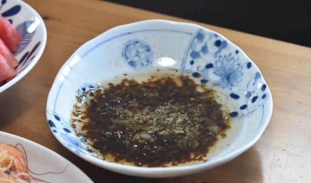  一家人|入秋了，这样做午餐清淡营养不秋燥不上火，2荤2素一家人吃得满足