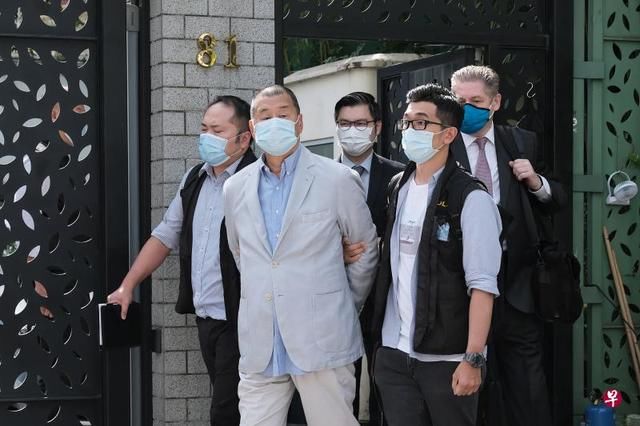  父子|黎智英父子被捕，香港警方搜查壹传媒总部