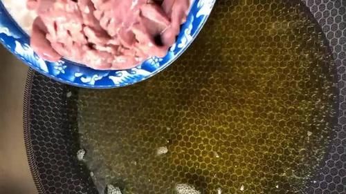 认可|家常版爆炒腰花，鲜嫩爽脆不膻不燥，“以形补形”备受百姓认可！