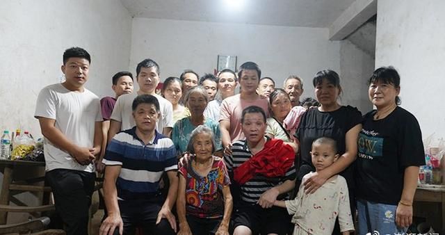  当年|宋小女回顾这26年:张玉环当年留下两儿,自己还给他8个人