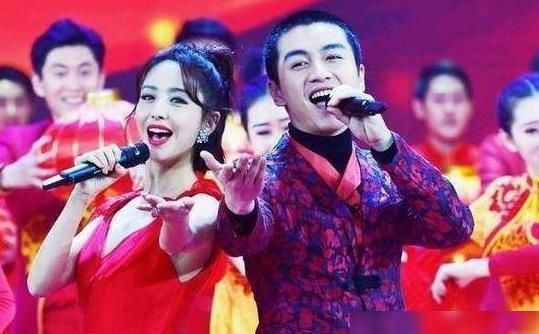  走过|春晚已走过30年，歌手一直坚持假唱，这是为什么？
