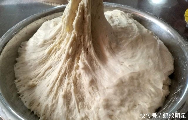  方法|教你快速发面的小方法，这样发面时间短，做出的面食又软又好吃
