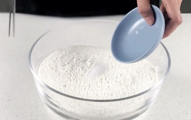  植物油|几个土豆，一碗面粉，成本不到5元，轻松搞定比肉夹馍还好吃