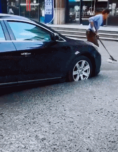 观众|搞笑GIF:此人太浪,观众都嗨了!