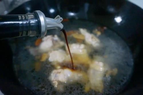 下饭|春天,多给家人烧这肉,又香又入味,30分钟就做好,真下饭