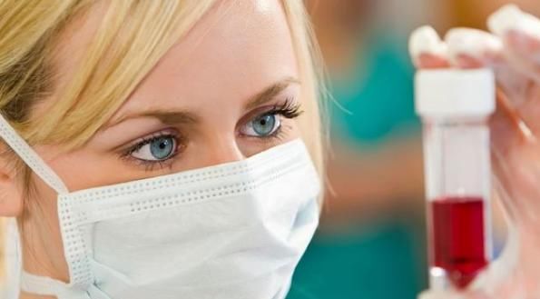  女性|45岁以上要警惕高尿酸痛风来袭，这5类饮食，尽量不要端上桌