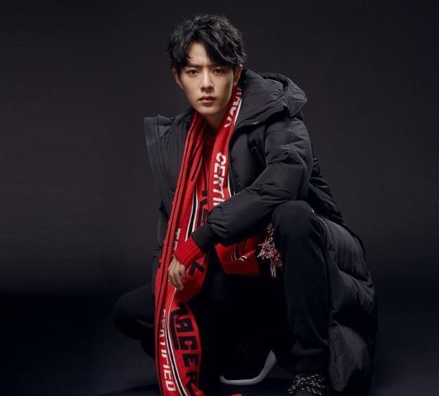  肖战代言|肖战是神秘嘉宾？ROSEONLY发布直播预告，小飞侠很期待！