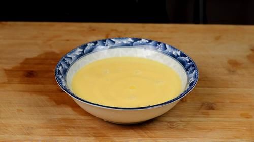 美味|蒸鸡蛋羹，不要直接上锅蒸，掌握好这几点，鸡蛋细腻嫩滑无气孔