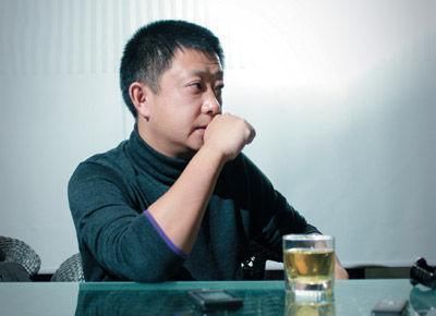  海底|海底捞张勇捞金离场？企业损失却靠银行挽救，这是什么道理？