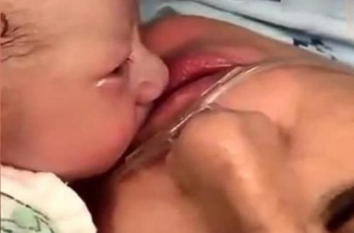  晓庆女士|90后宝妈产后昏迷，宝宝一个暖心举动唤醒宝妈，医生看后红了眼眶