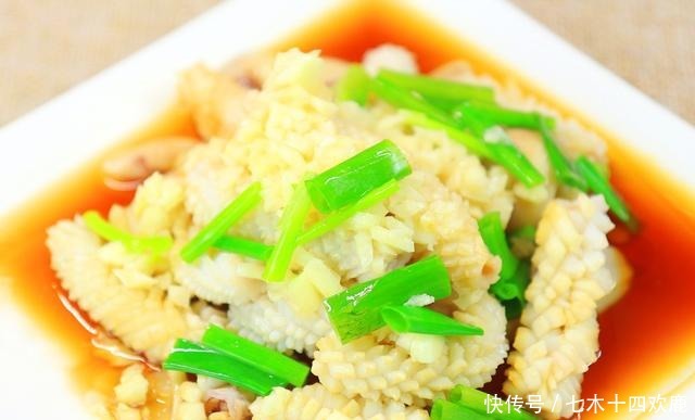 盐水|海边人做鱿鱼有一套,盐水生滚鲜鱿鱼,出锅鲜香弹脆,太好吃了