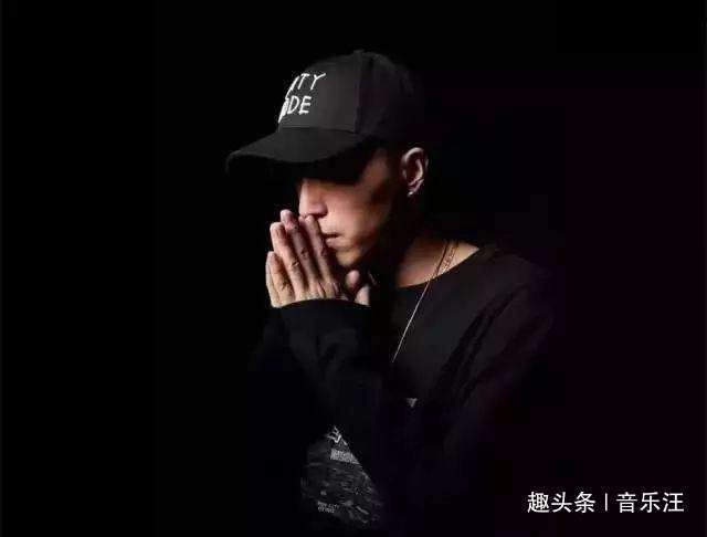  说唱|《中国新说唱》把JONYJ也安排上了，但选手变导师这事合适吗？